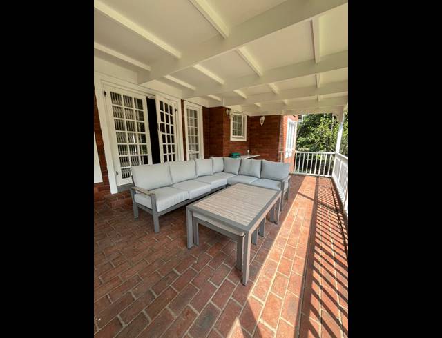 1 BEDROOM ROOM TO LET IN GILLITTS